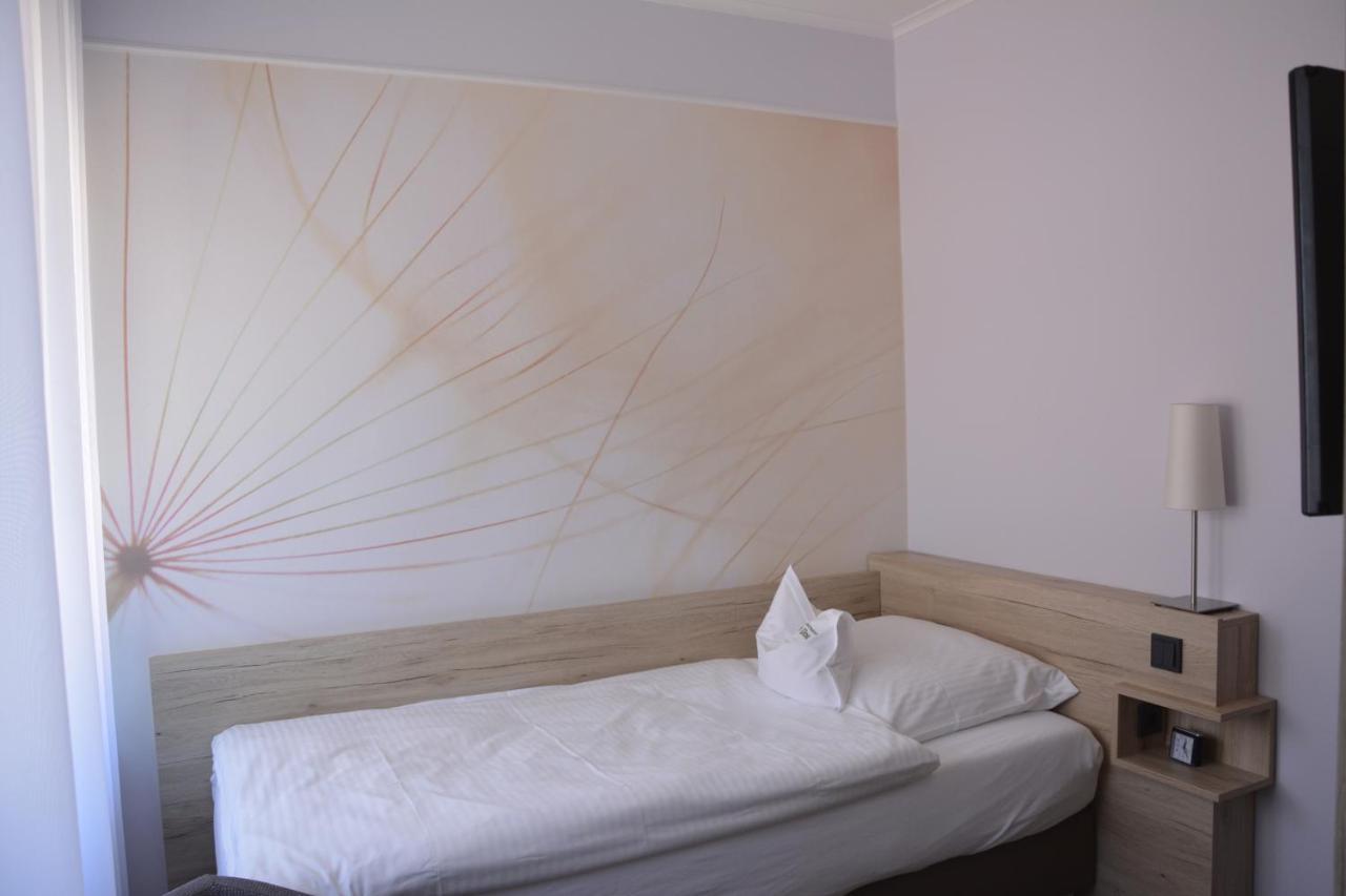 Hotel Restaurant "Zur Post" Holdorf Εξωτερικό φωτογραφία
