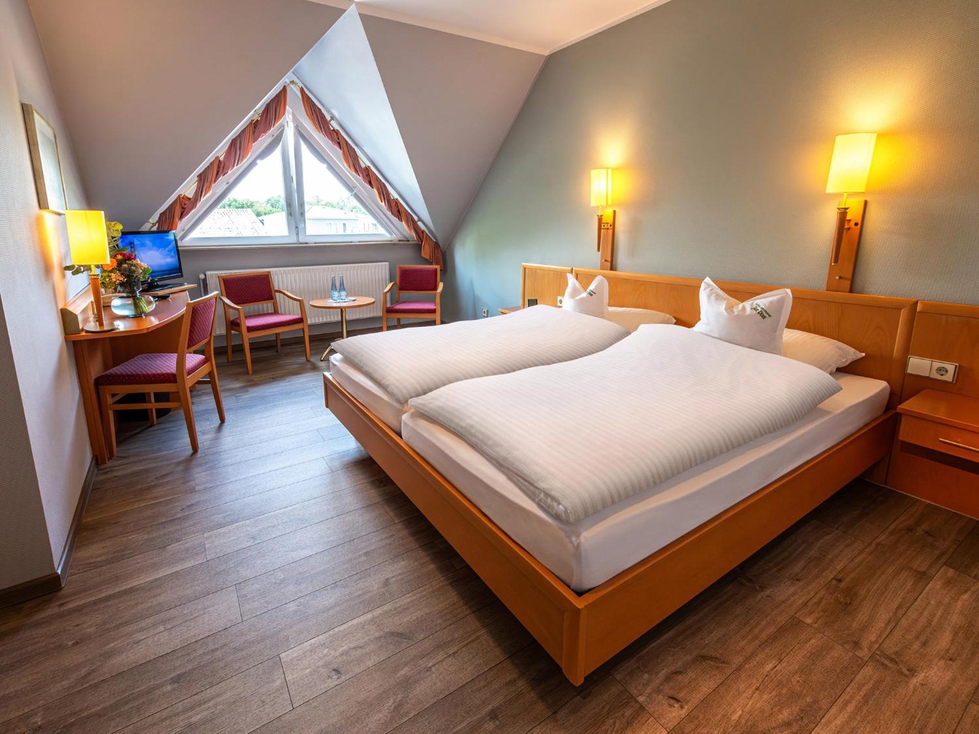 Hotel Restaurant "Zur Post" Holdorf Εξωτερικό φωτογραφία