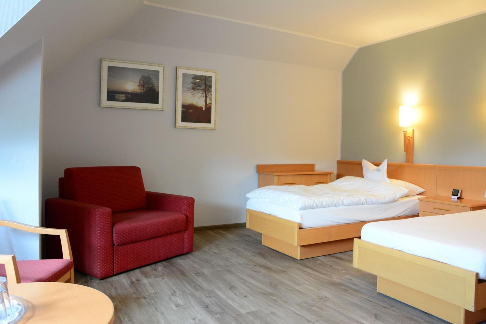 Hotel Restaurant "Zur Post" Holdorf Εξωτερικό φωτογραφία