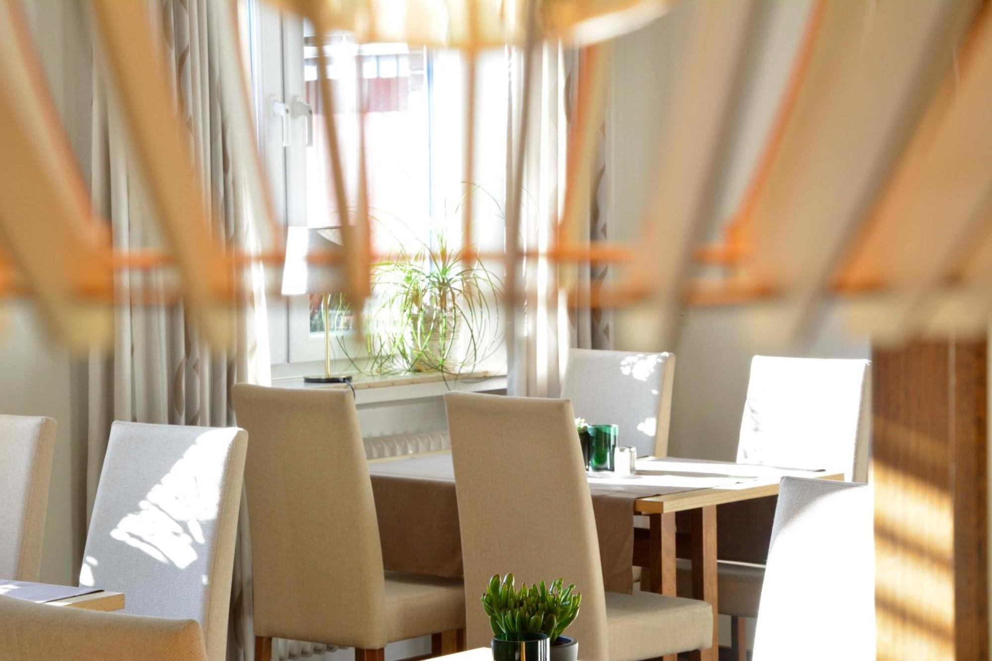 Hotel Restaurant "Zur Post" Holdorf Εξωτερικό φωτογραφία